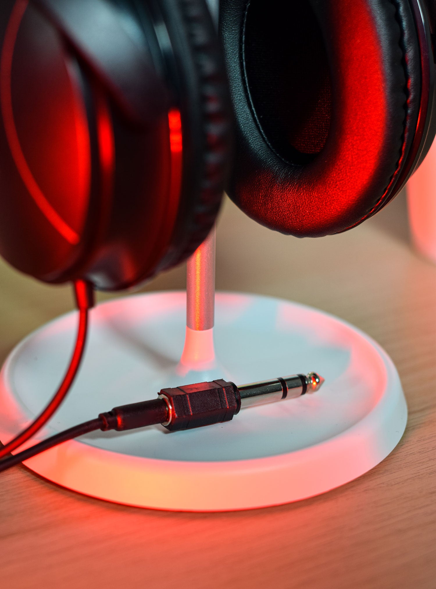 AV:Link DJ Style Wired Headphones - view 10