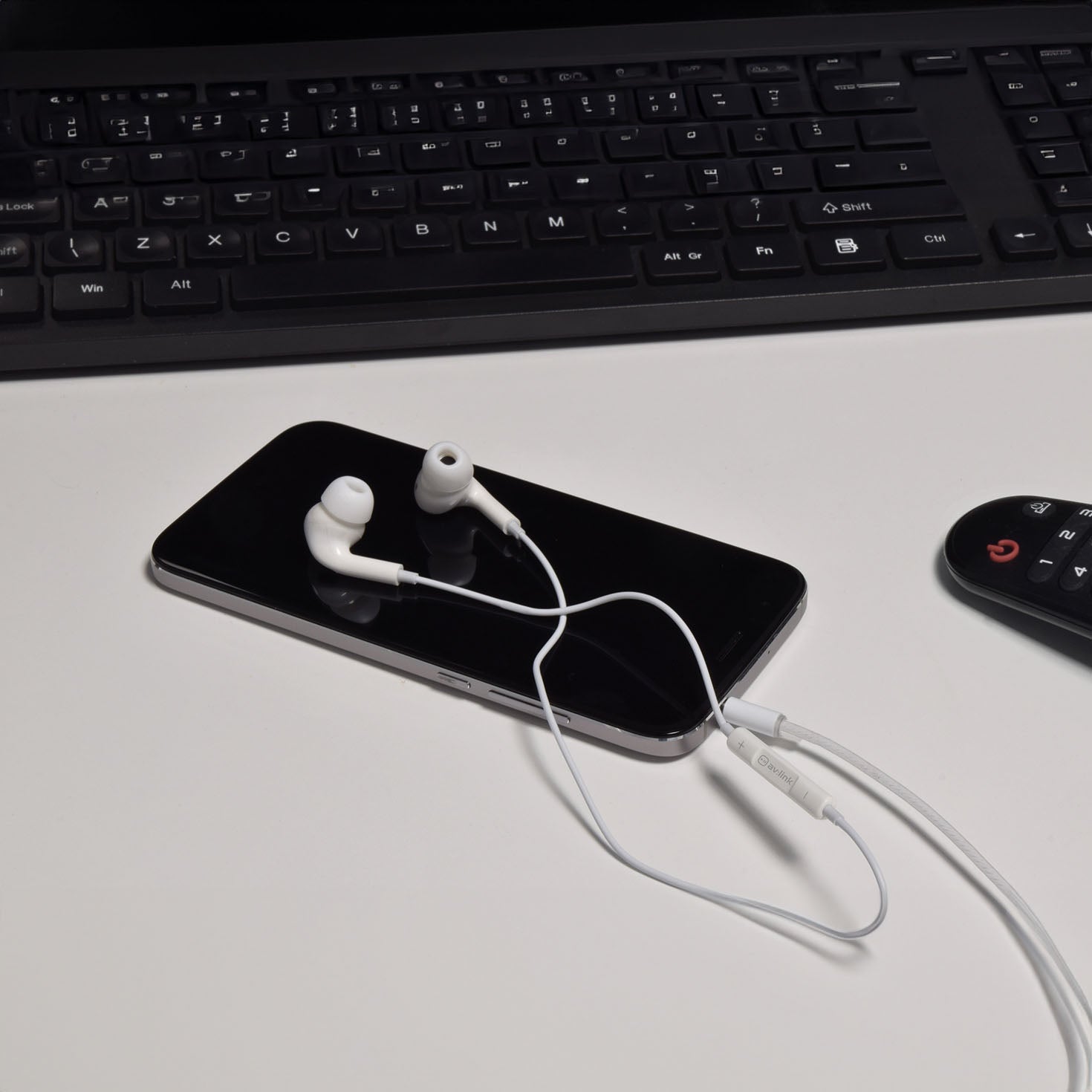 AV:Link Digital 3.5mm Wired Earphones - view 3