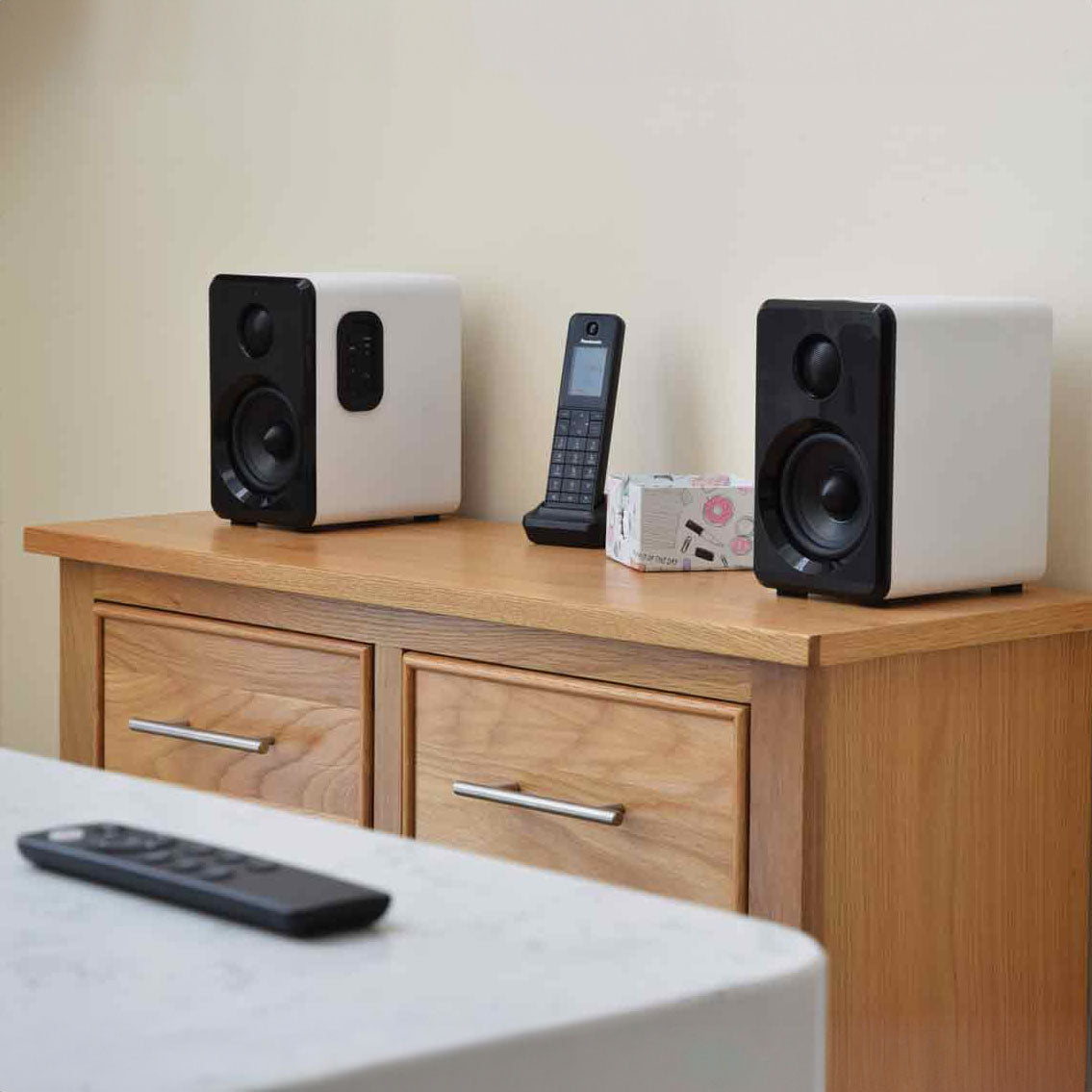AV:Link Active Bluetooth Bookshelf Speakers White - view 9
