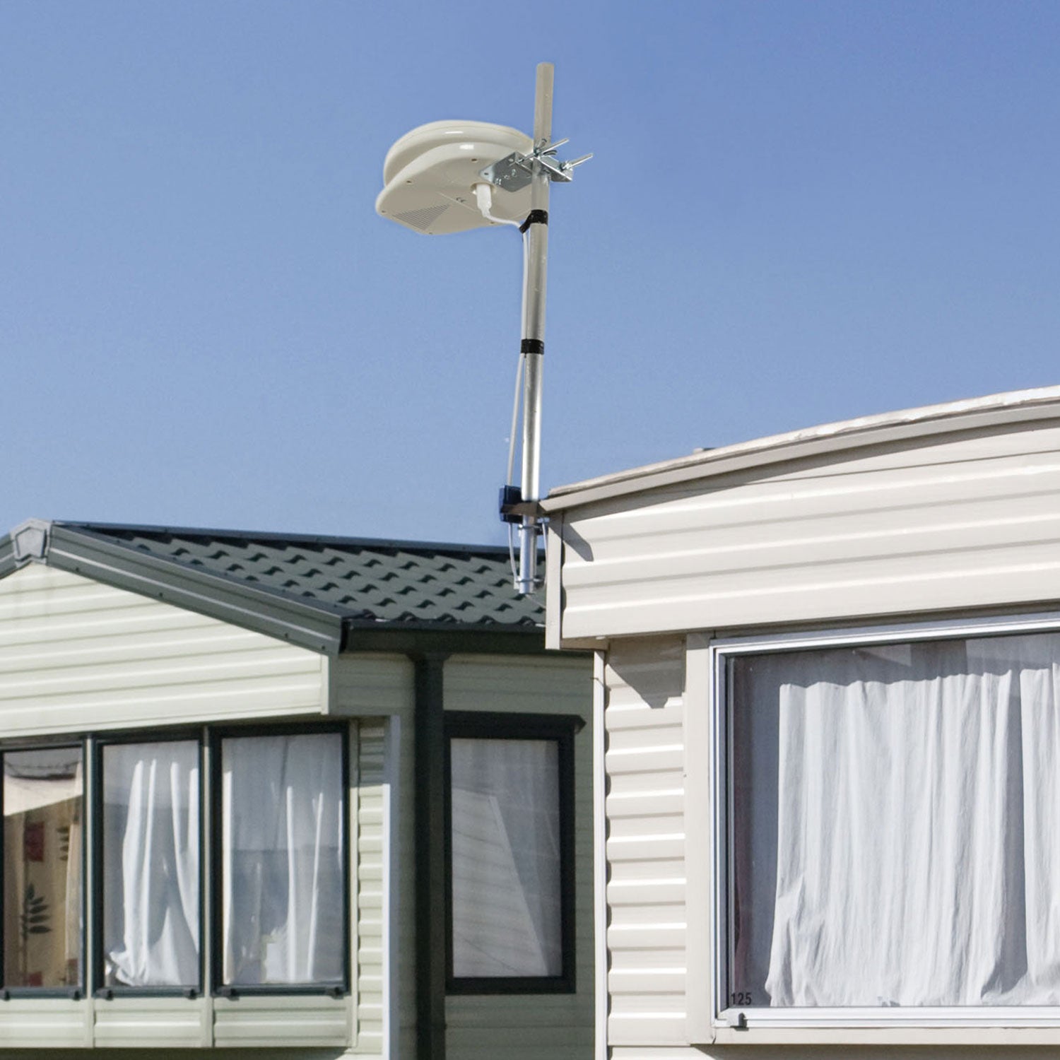 Mercury Outdoor Amplified HDTV Aerial for Caravans and Boats - view 6