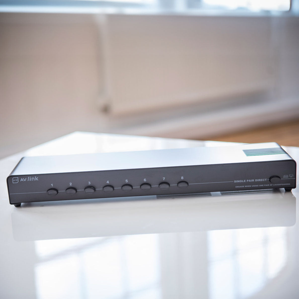 AV:Link (UK version) 8-way loudspeaker selector - view 5