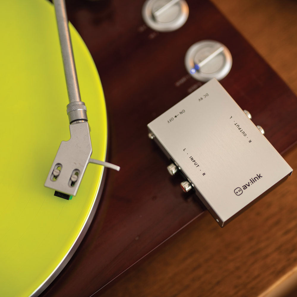 AV:Link (UK version) Pre-amplifier for turntables - view 3