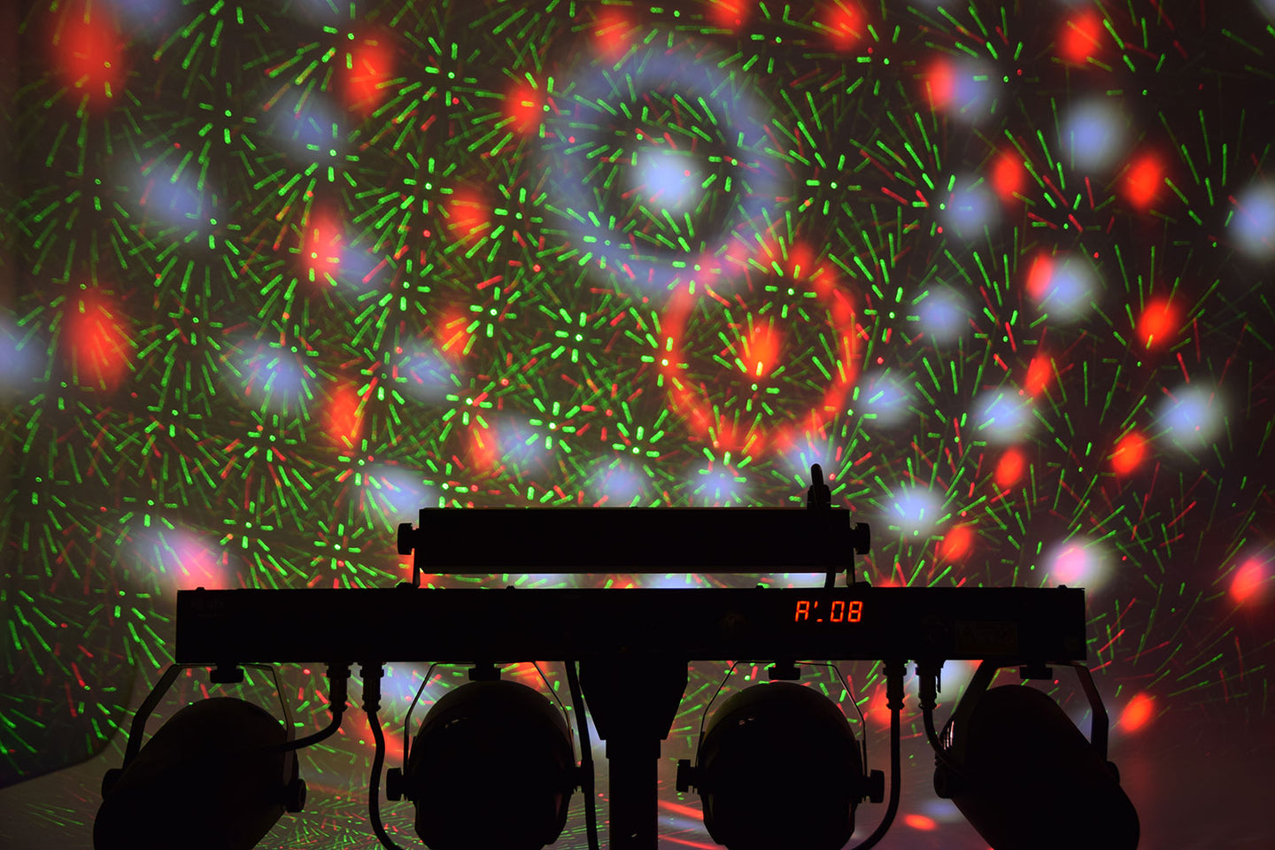 QTX LED Multi-Effects Bar with Tripod - view 13