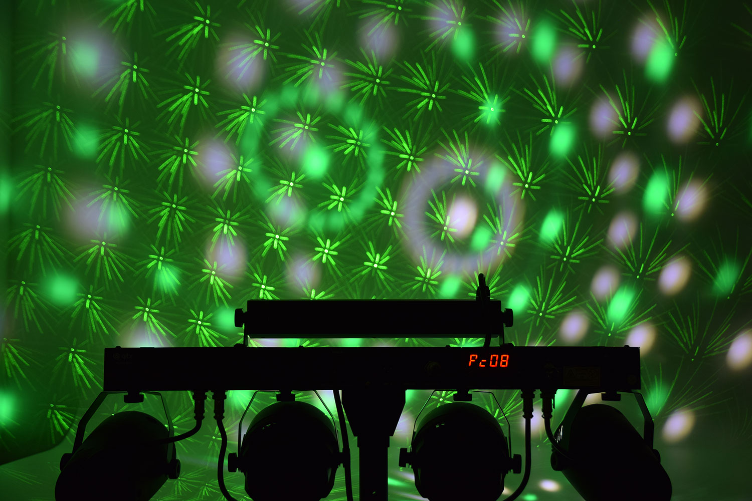 QTX LED Multi-Effects Bar with Tripod - view 8
