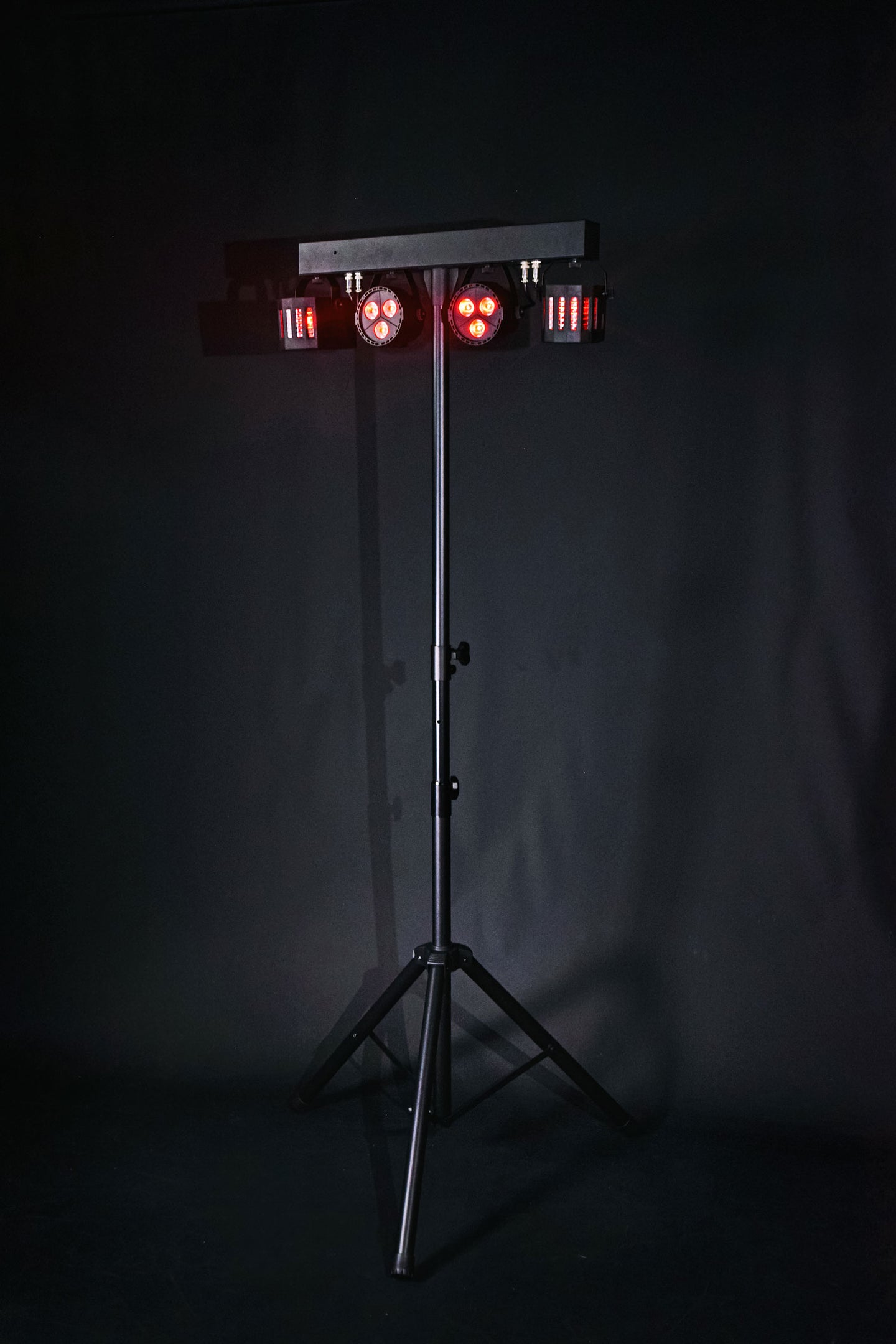 QTX Rechargeable LED Derby PAR Bar with Tripod - view 17