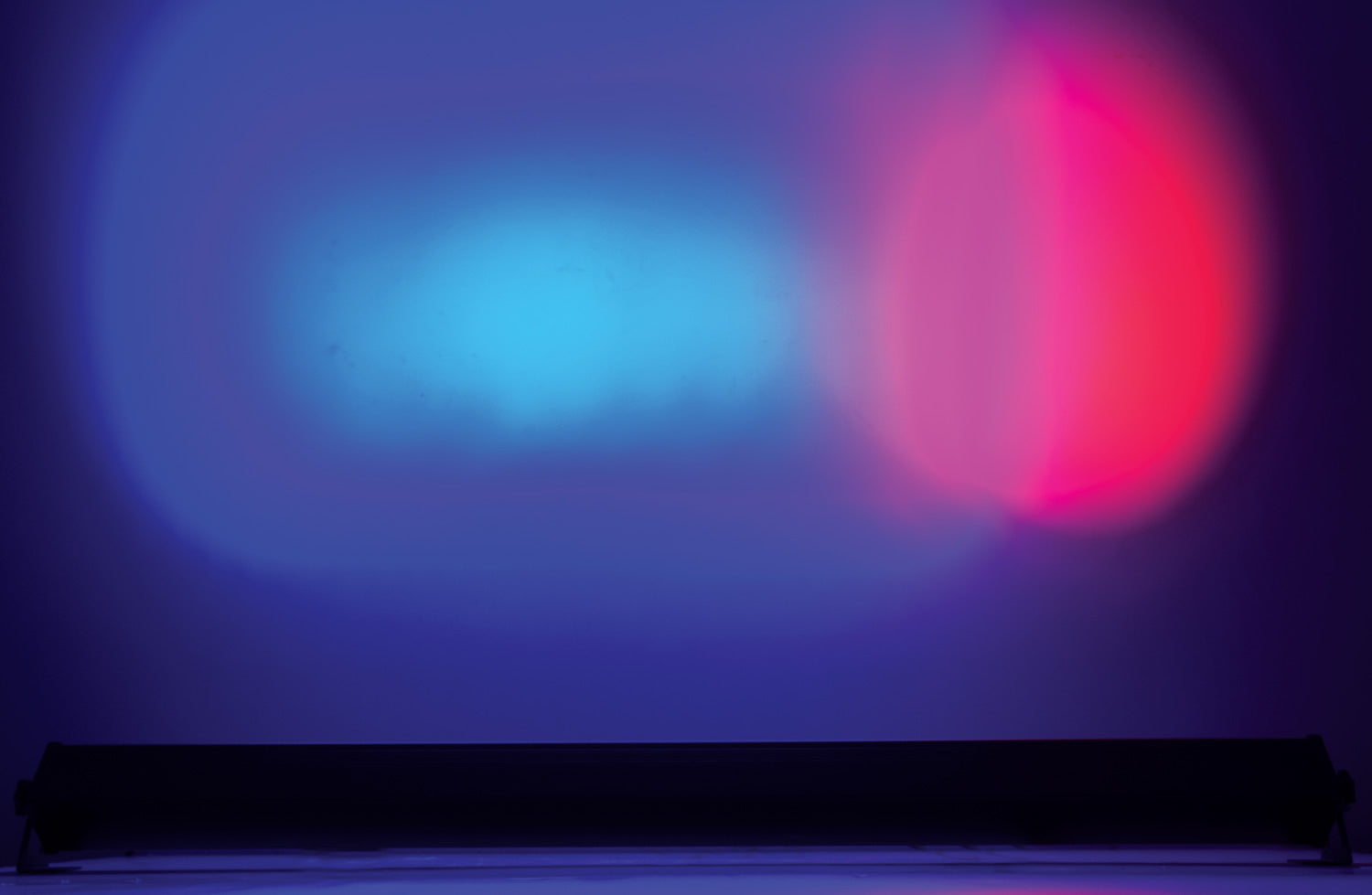 QTX C-BAR 24x3W RGB DMX LED Bar - view 14