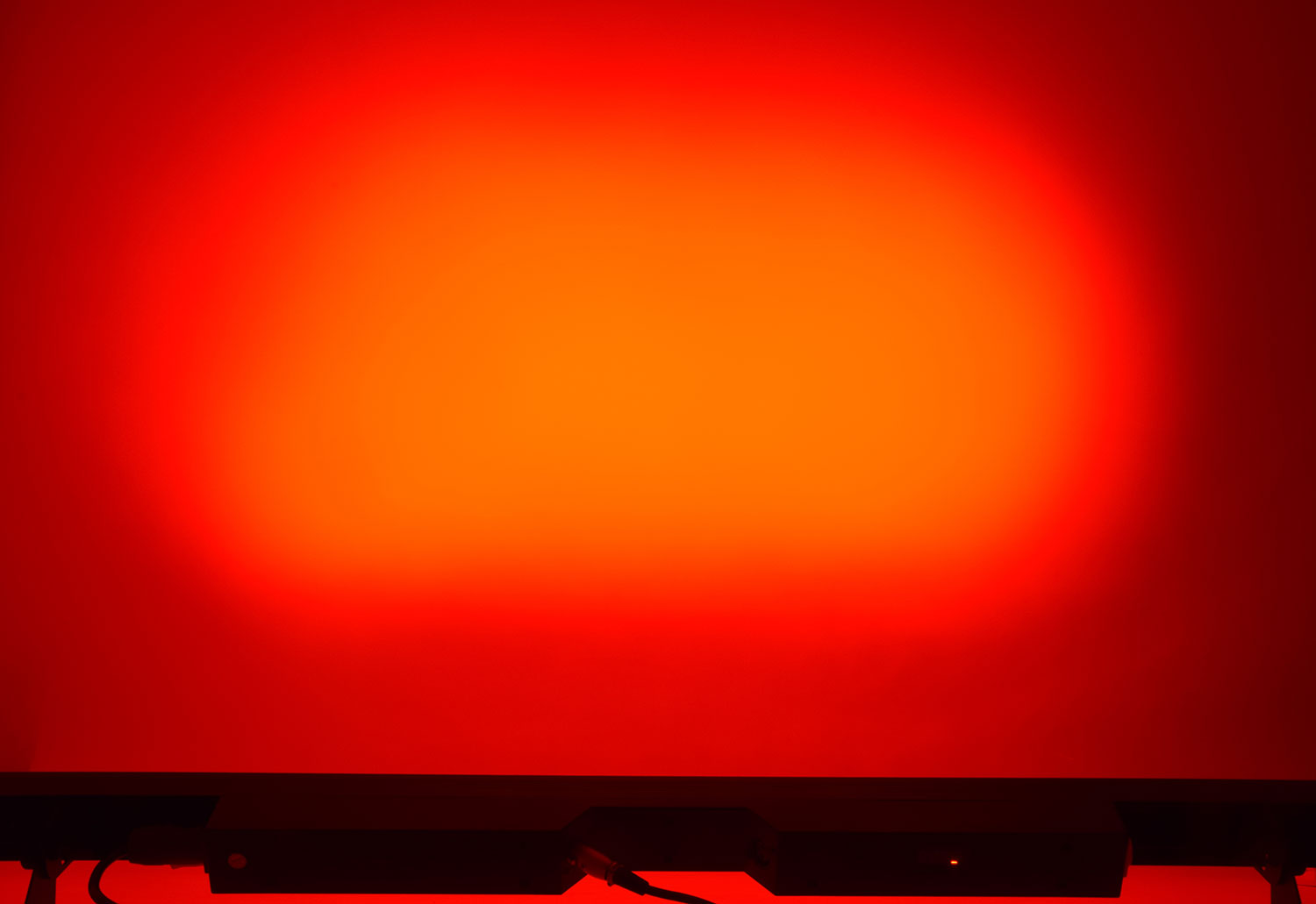 QTX Wash and Beam: 24 x 3W LED Wall Bar - view 10