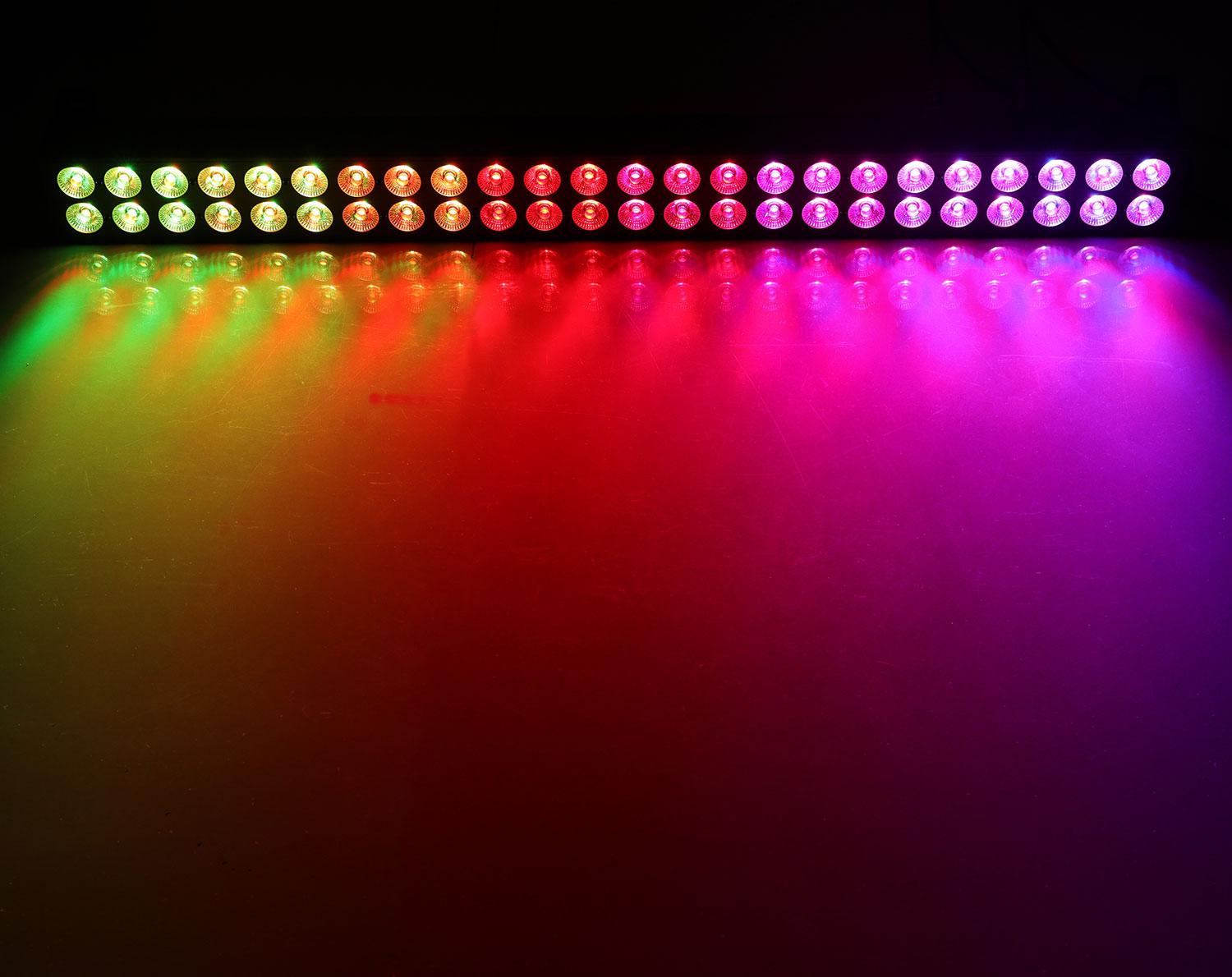 QTX 48x RGBA Double LED Wall Bar - view 2