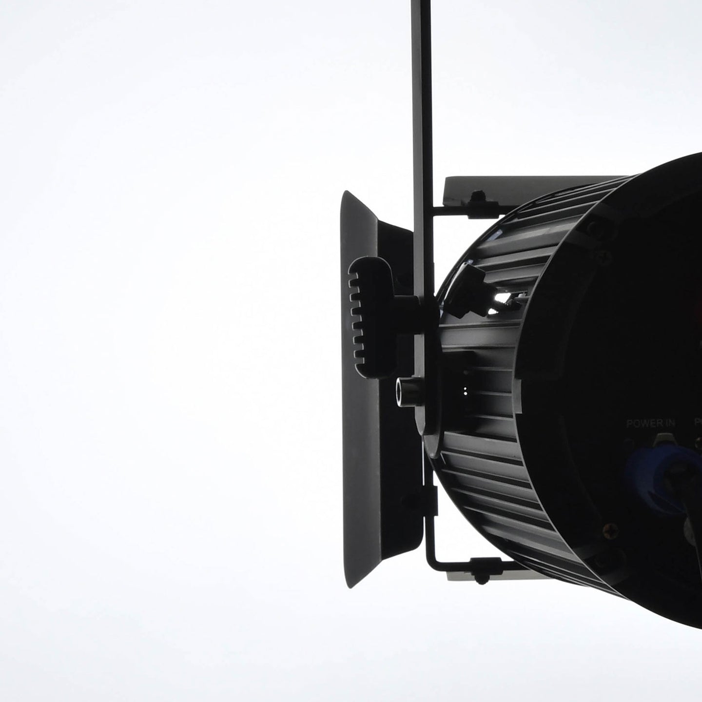 Citronic 100W Mini Fresnel Zoom CW/WW LED Stage Light - view 2