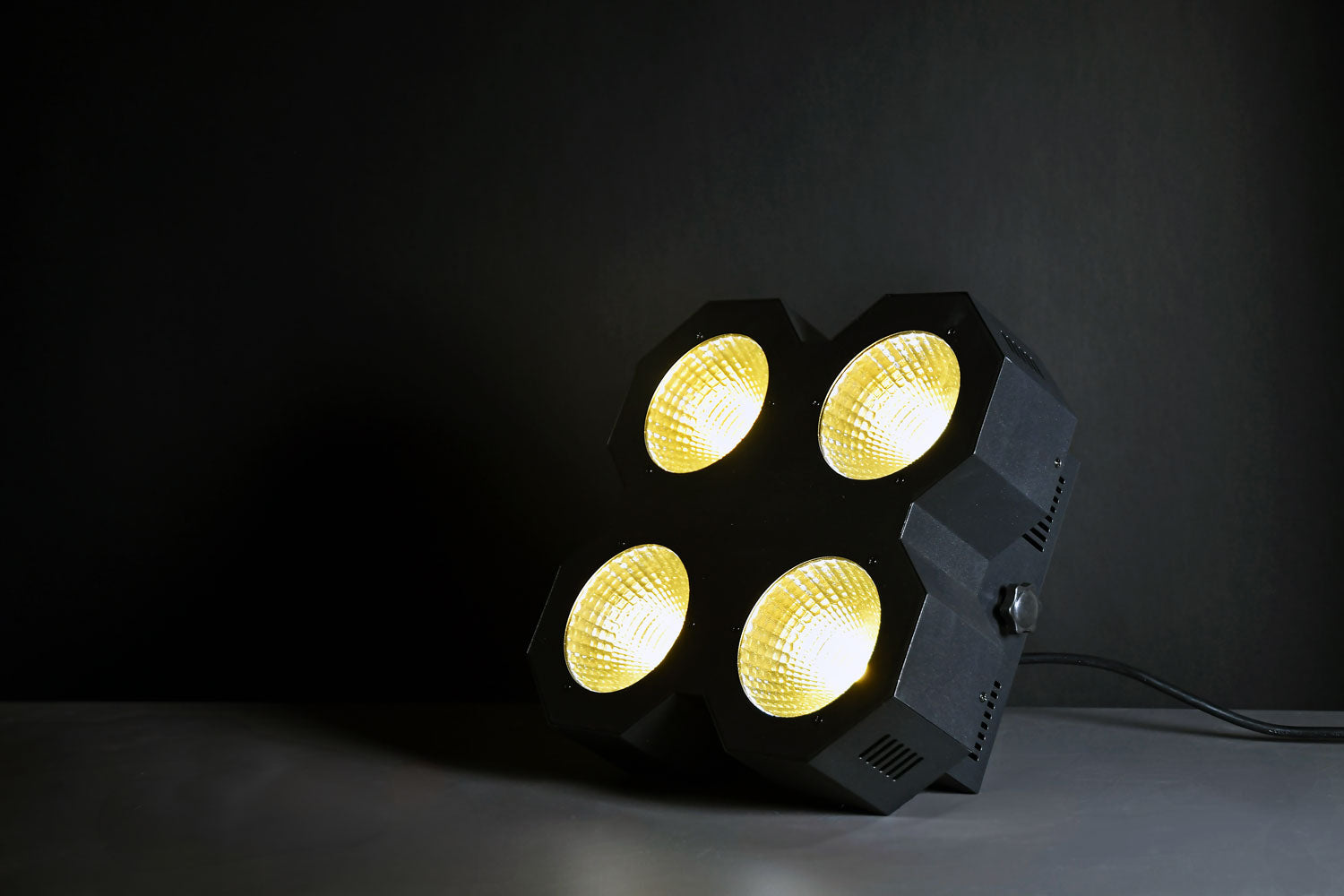 QTX HPWASH200 - 4x50W High Power LED - view 6