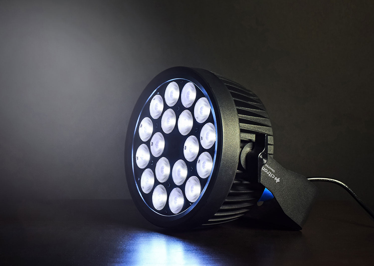 Citronic 18 x 12W RGBW Silent PAR Can - view 7