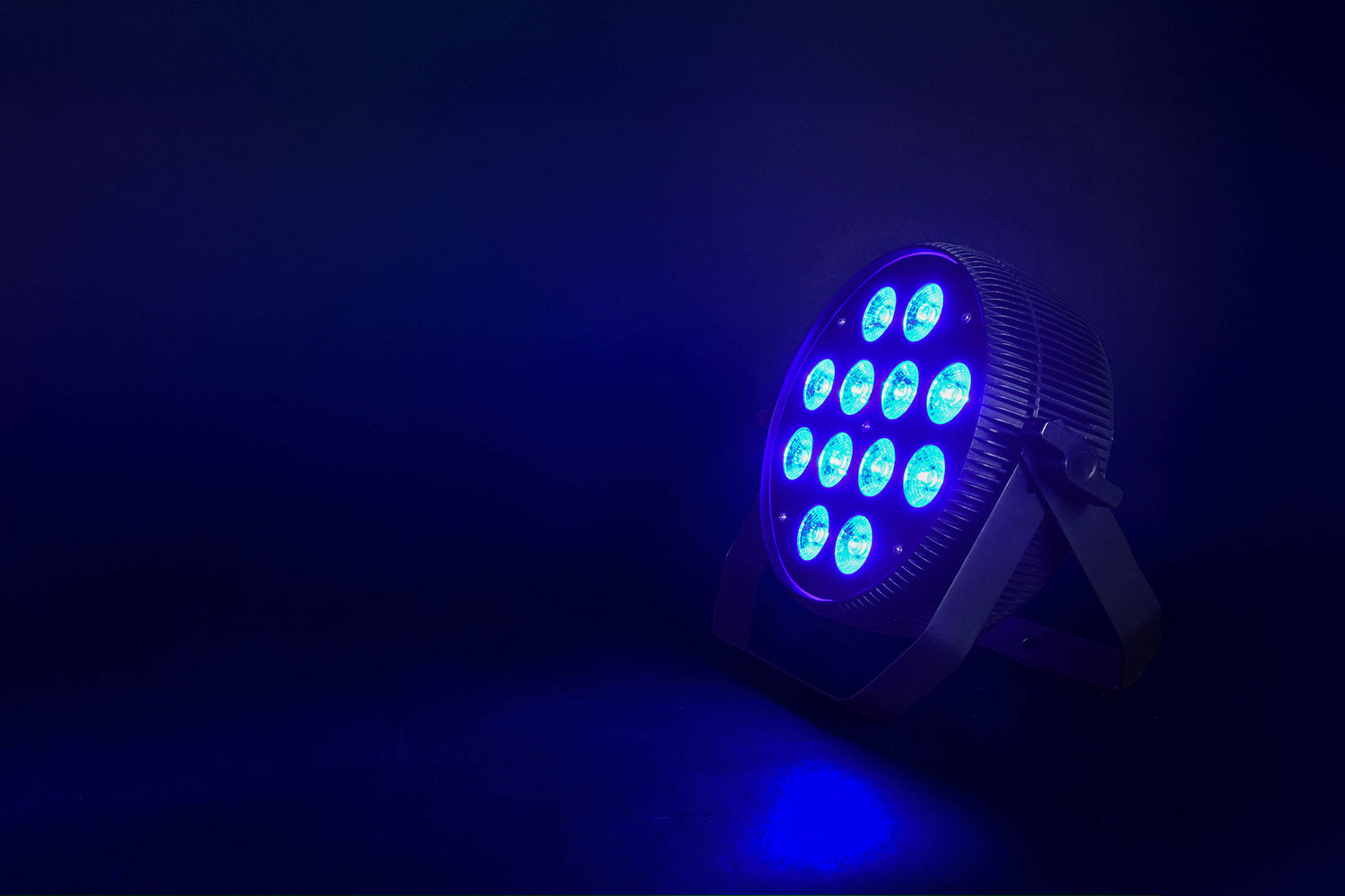 Citronic 12 x 12W RGBWA/UV Fanless PAR Can - view 7