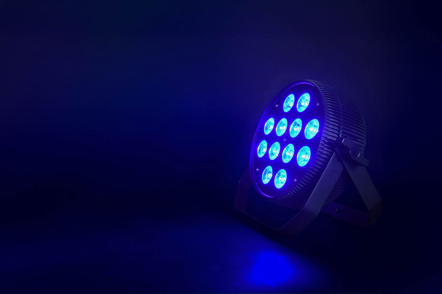 Citronic 12 x 12W RGBWA/UV Fanless PAR Can - view 7
