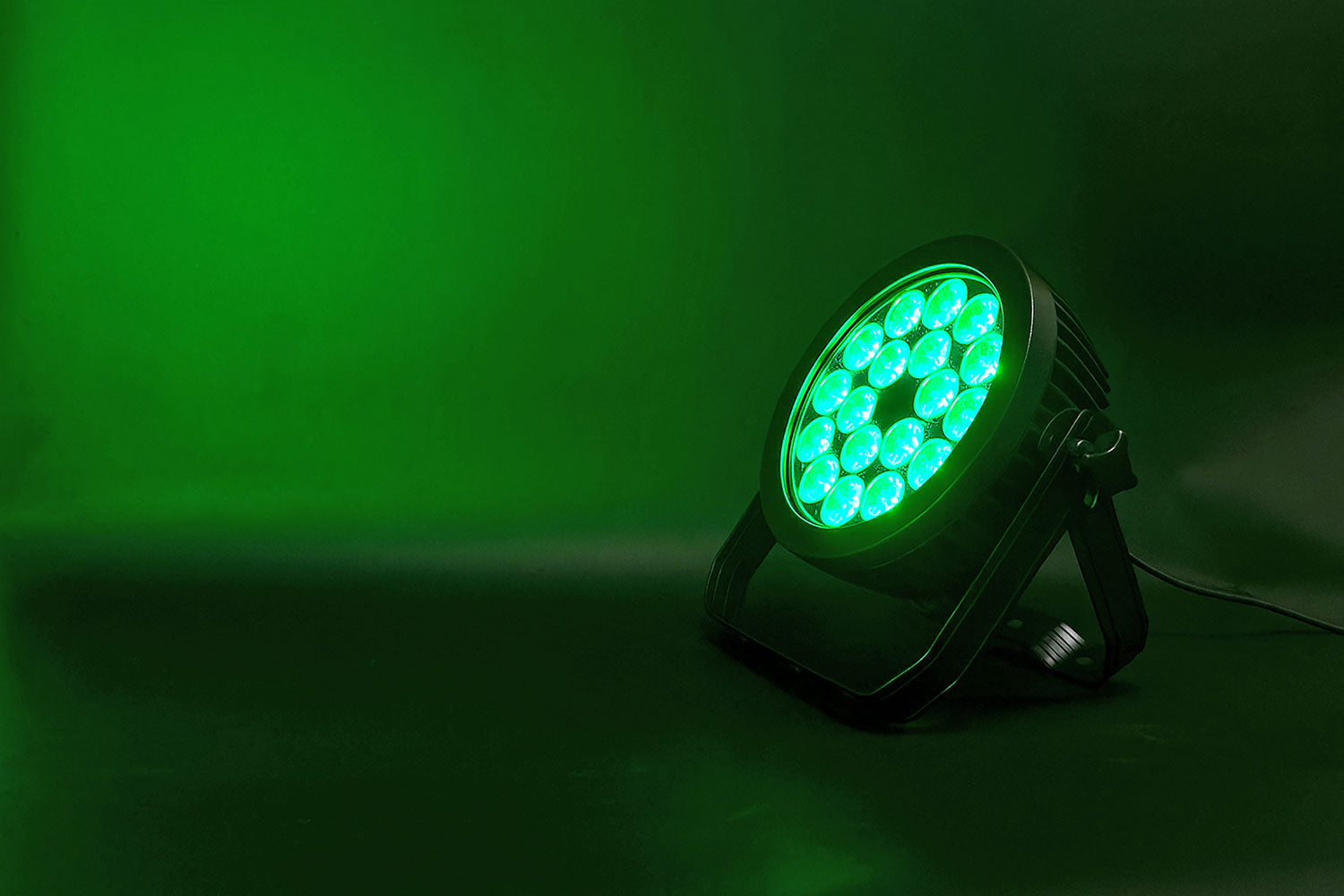 Citronic 18 x 12W RGBWA/UV Fanless PAR Can - view 7