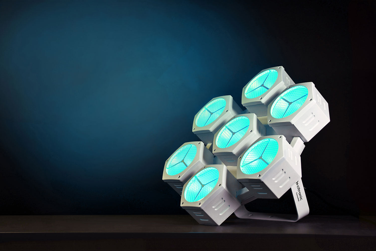 Citronic 7x40W COB LED RGBW PAR Light (Limited Edition) - view 11