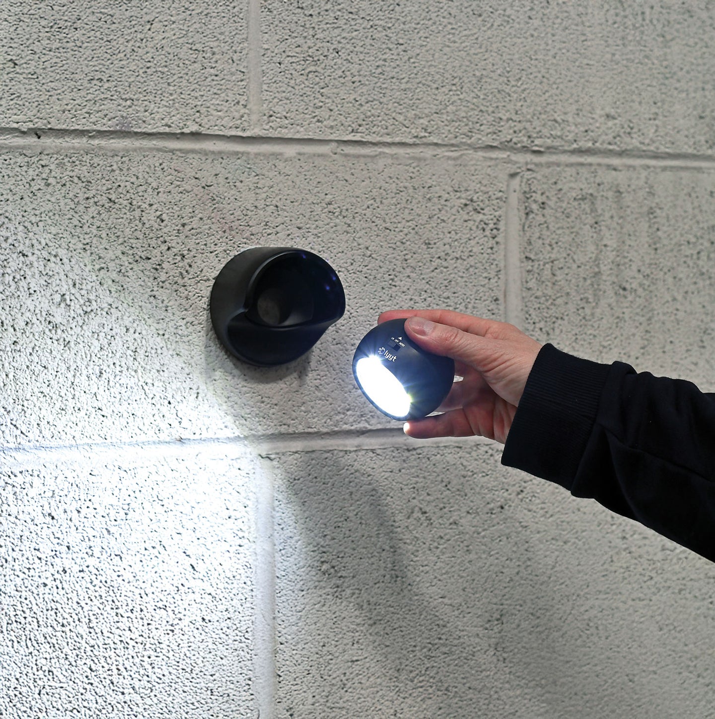 LYYT LED Motion Sensor Light Black - view 10