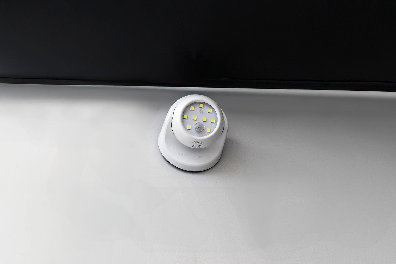 LYYT LED Motion Sensor Light White - view 5