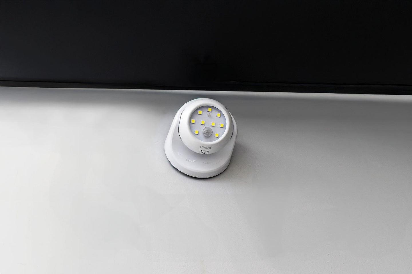 LYYT LED Motion Sensor Light White - view 5