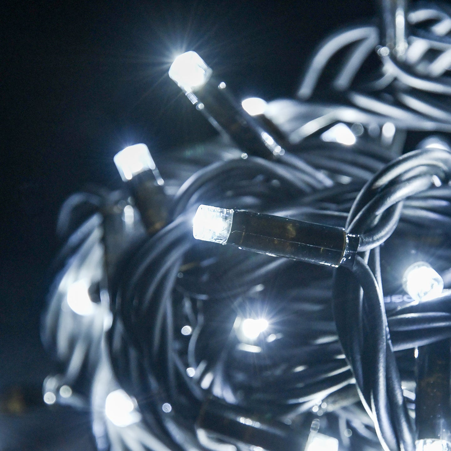 LYYT 90 LED H Duty w/Cont CW - view 5