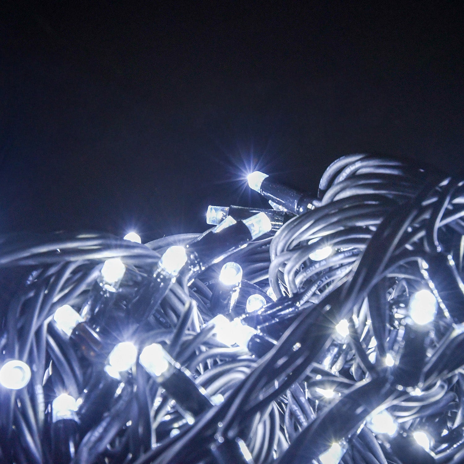 LYYT 180 LED H Duty w/Cont CW - view 4