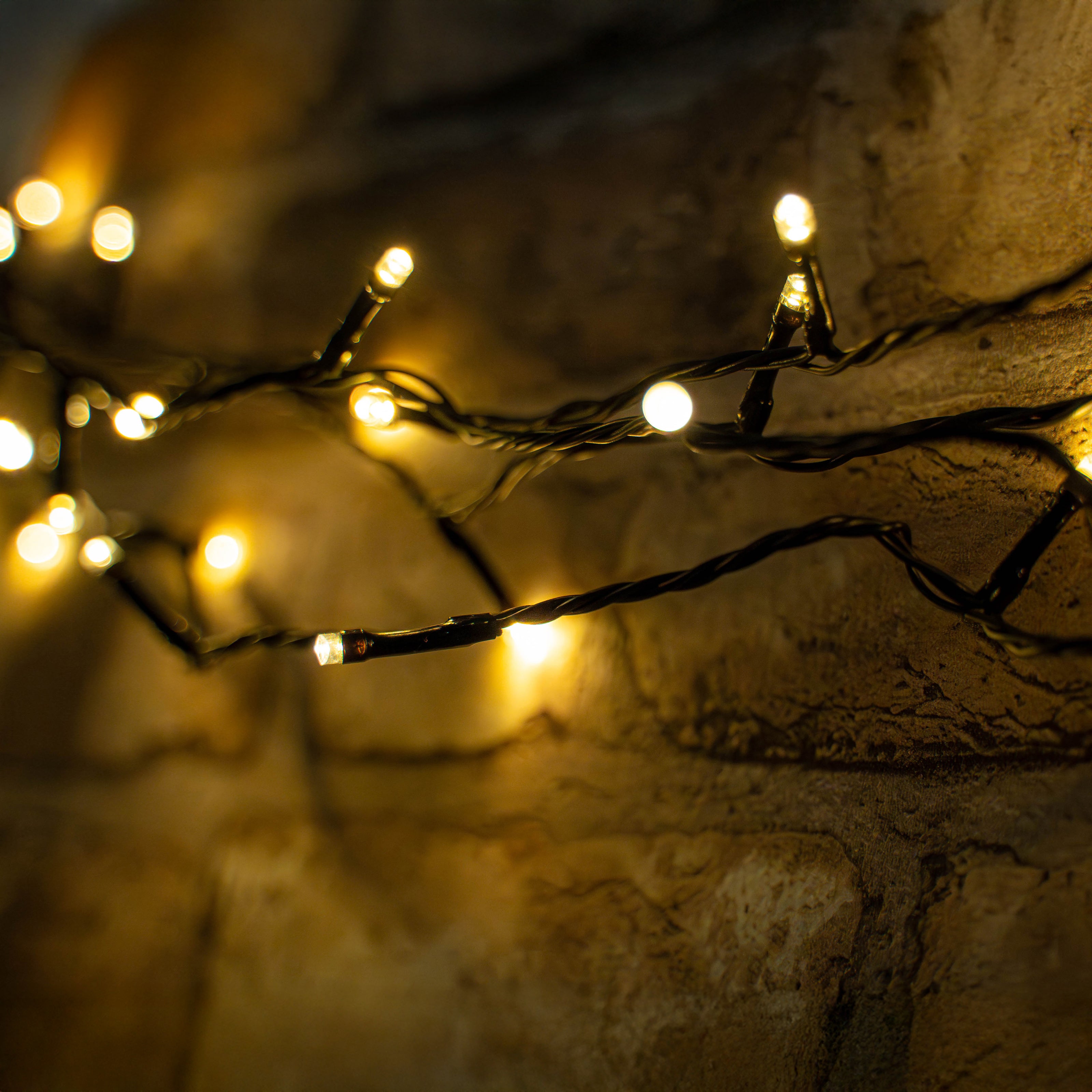 LYYT 120 LED Battery String Light Warm White - view 3