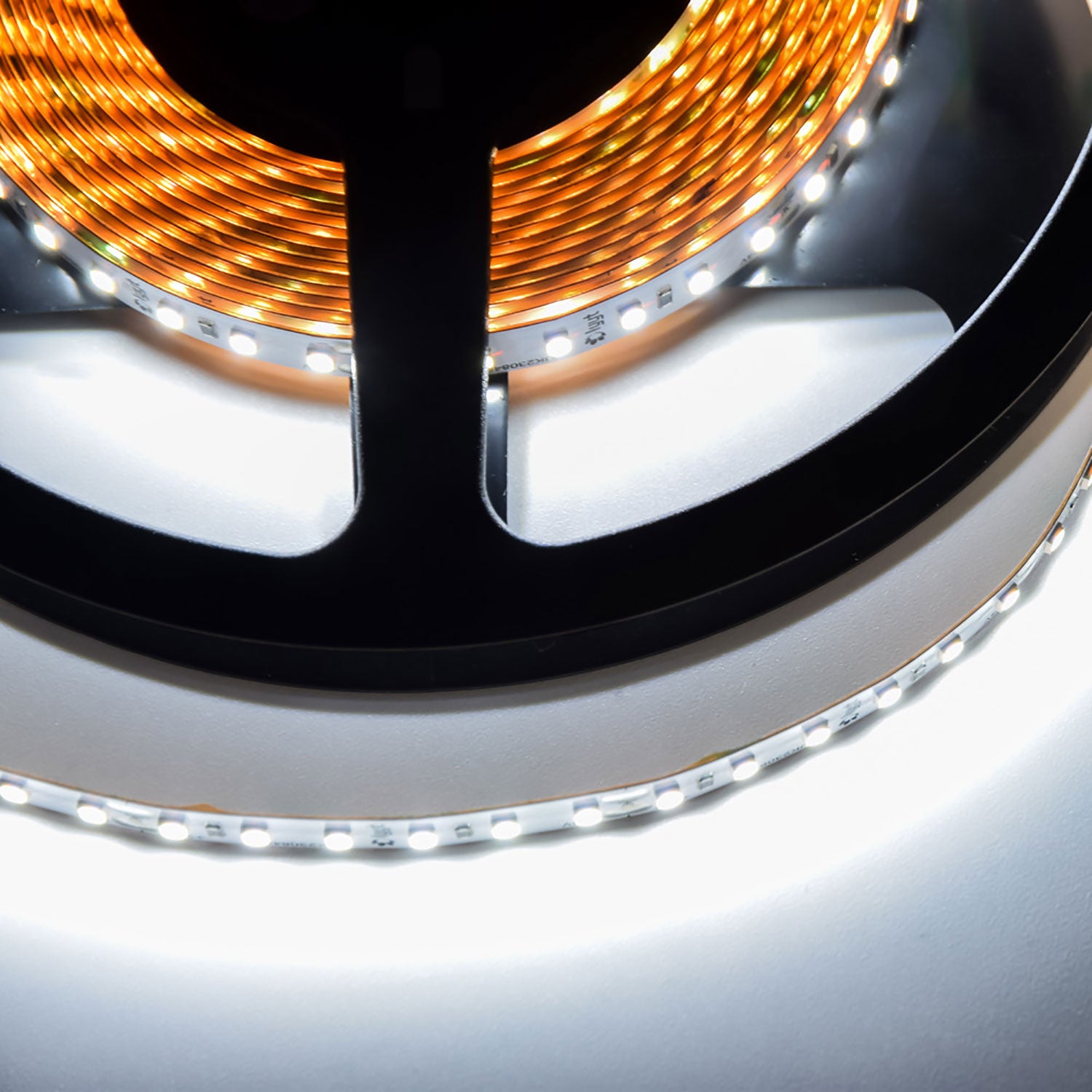 LYYT 24V IP20 Hi Output LED Tape Cool White - view 9