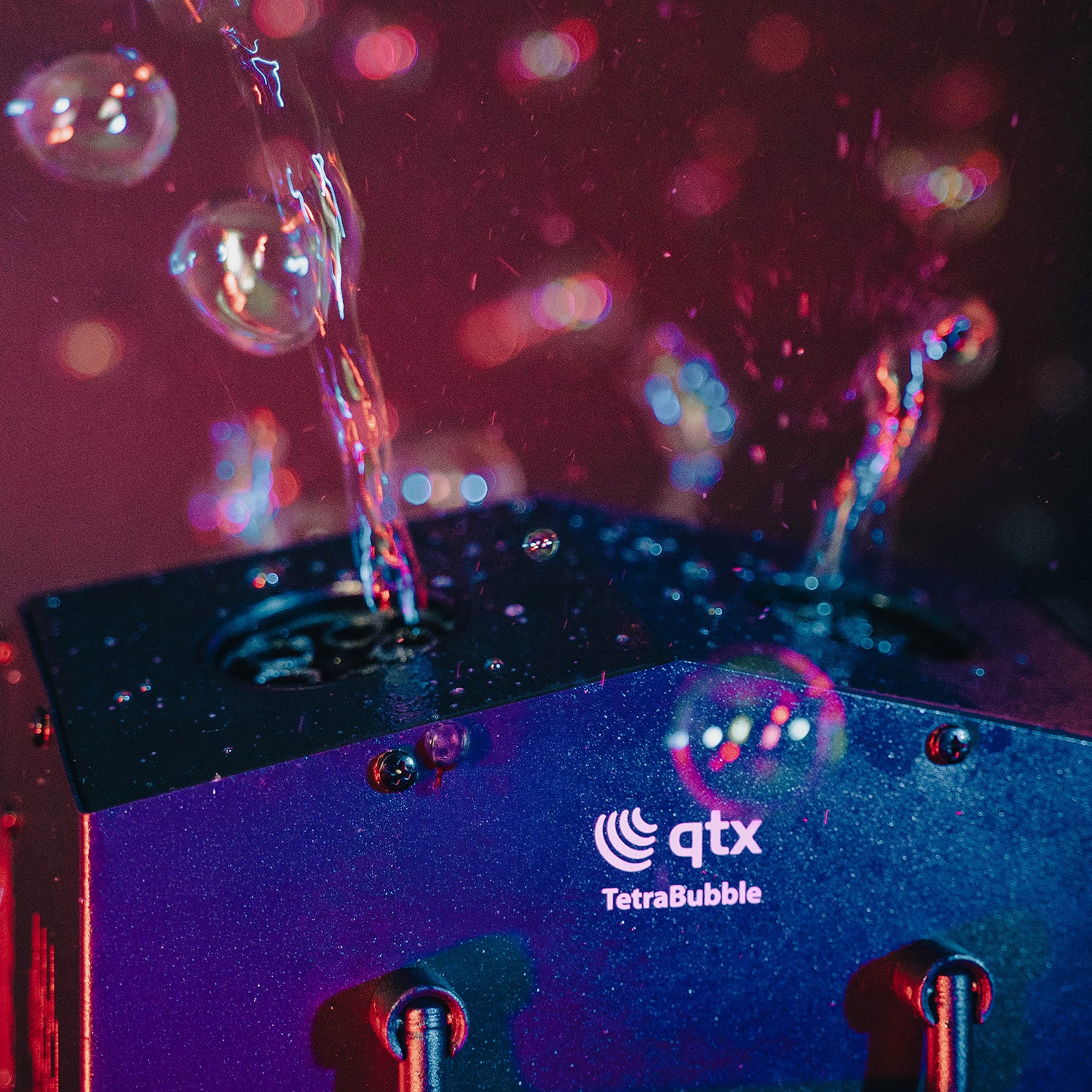 QTX High Output 4-Wheel Bubble Machine - view 4