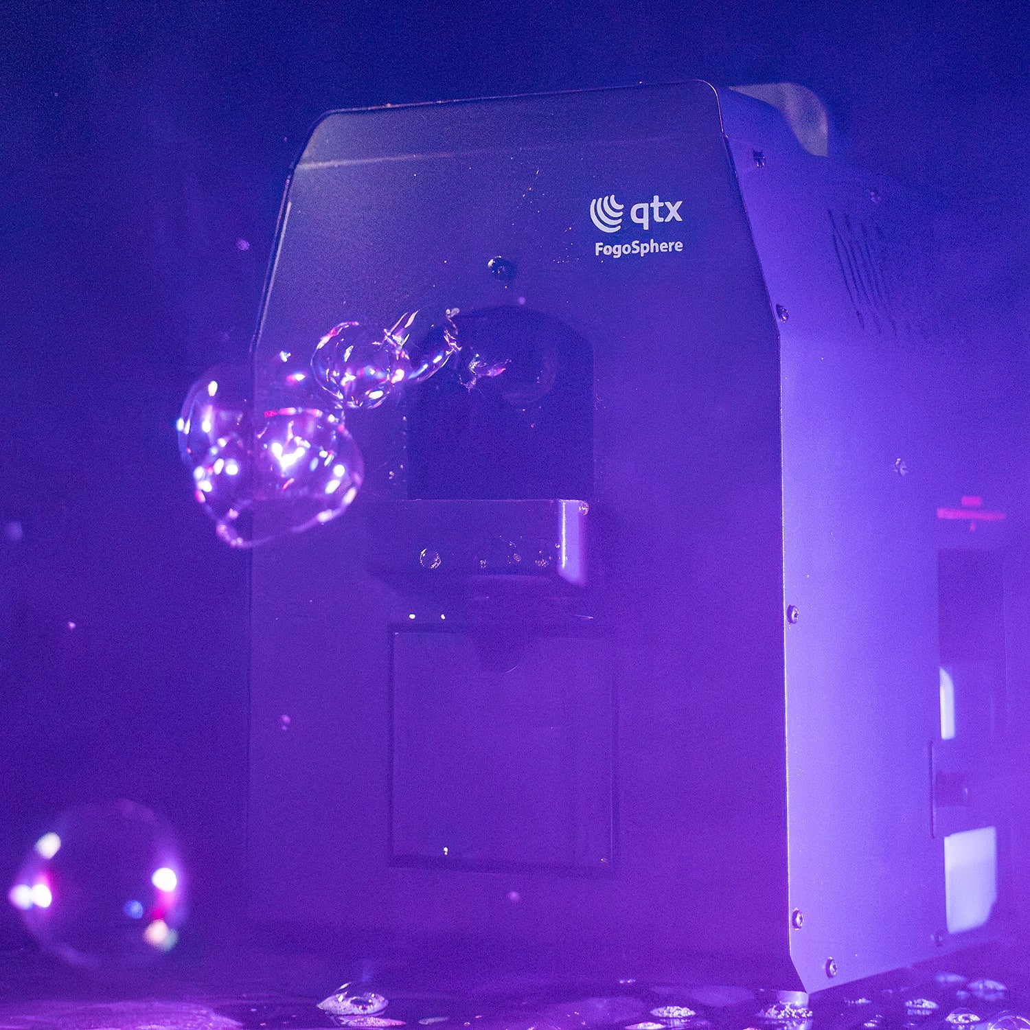 QTX Compact Bubble Fog Machine - view 10