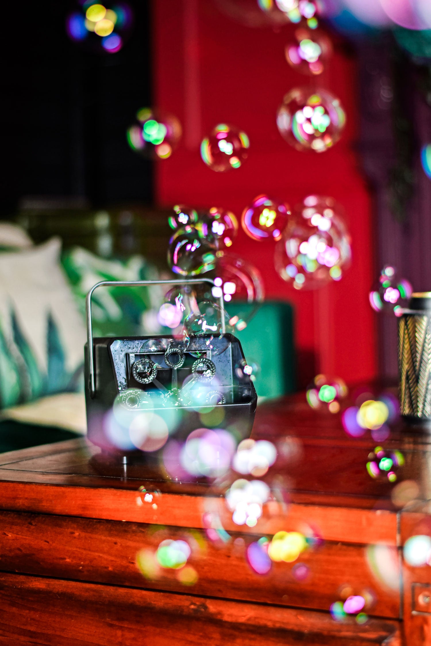 QTX Mini USB Powered Bubble Machine - view 3