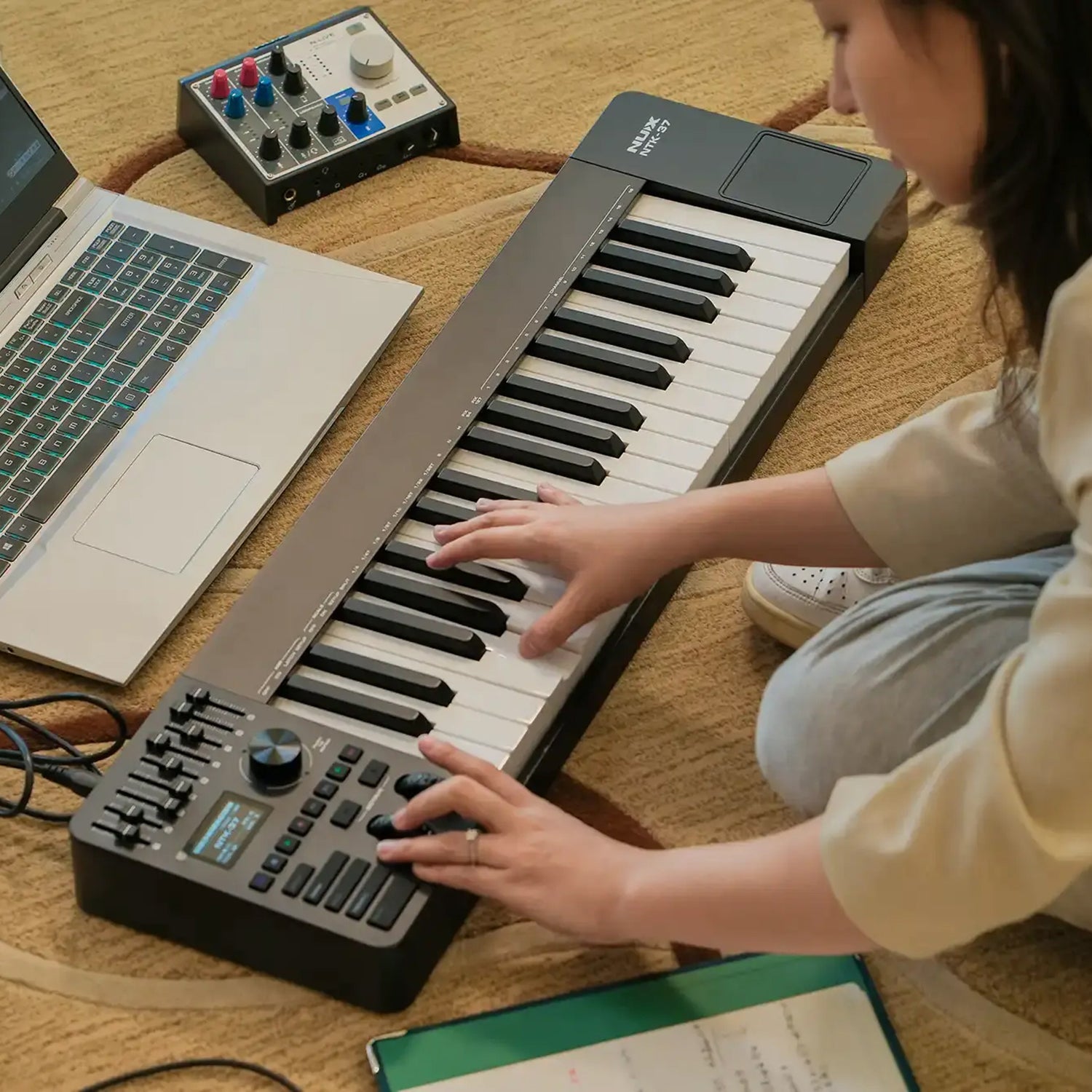 NU-X NTK-37 MIDI Control Keyboard - view 3