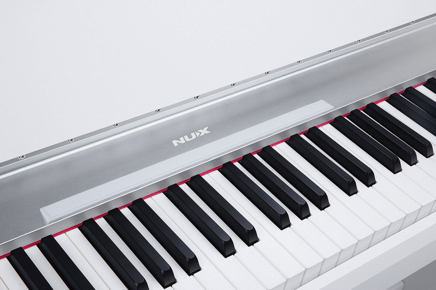 NU-X NCK-330 Digital Upright Piano - White - view 3