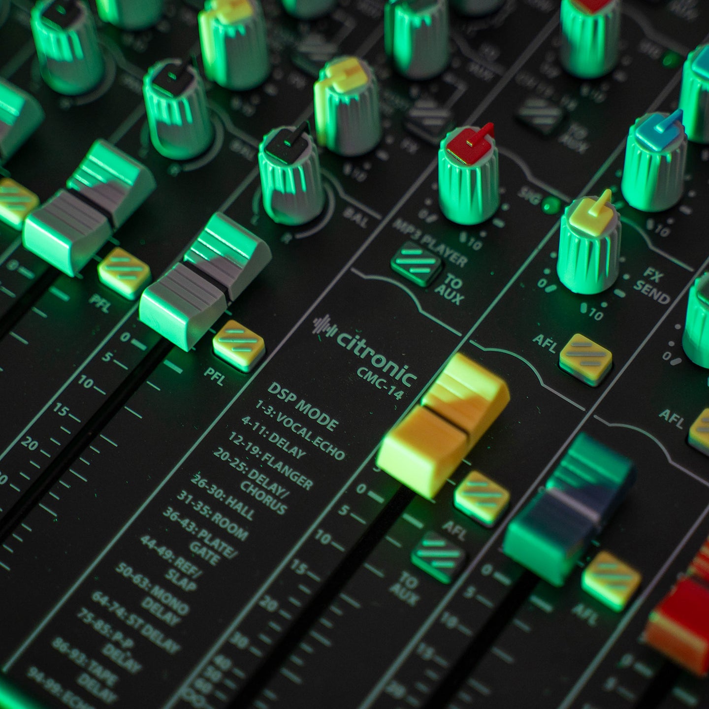 Citronic CMC-14 Live Mixing Console - view 4