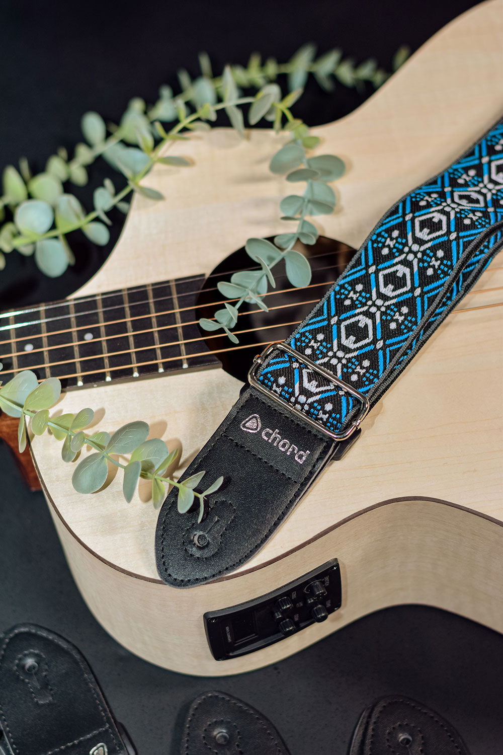 Chord Blue Jacquard Deluxe Guitar Strap - view 3