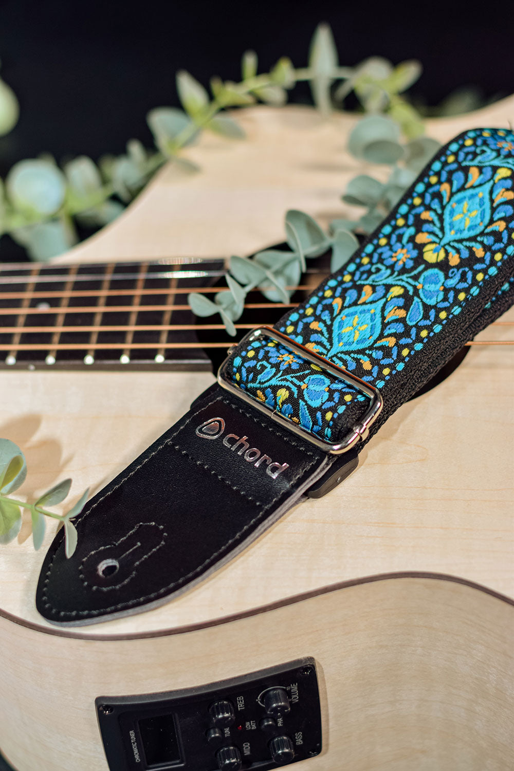 Chord Blue Floral Deluxe Guitar Strap - view 2