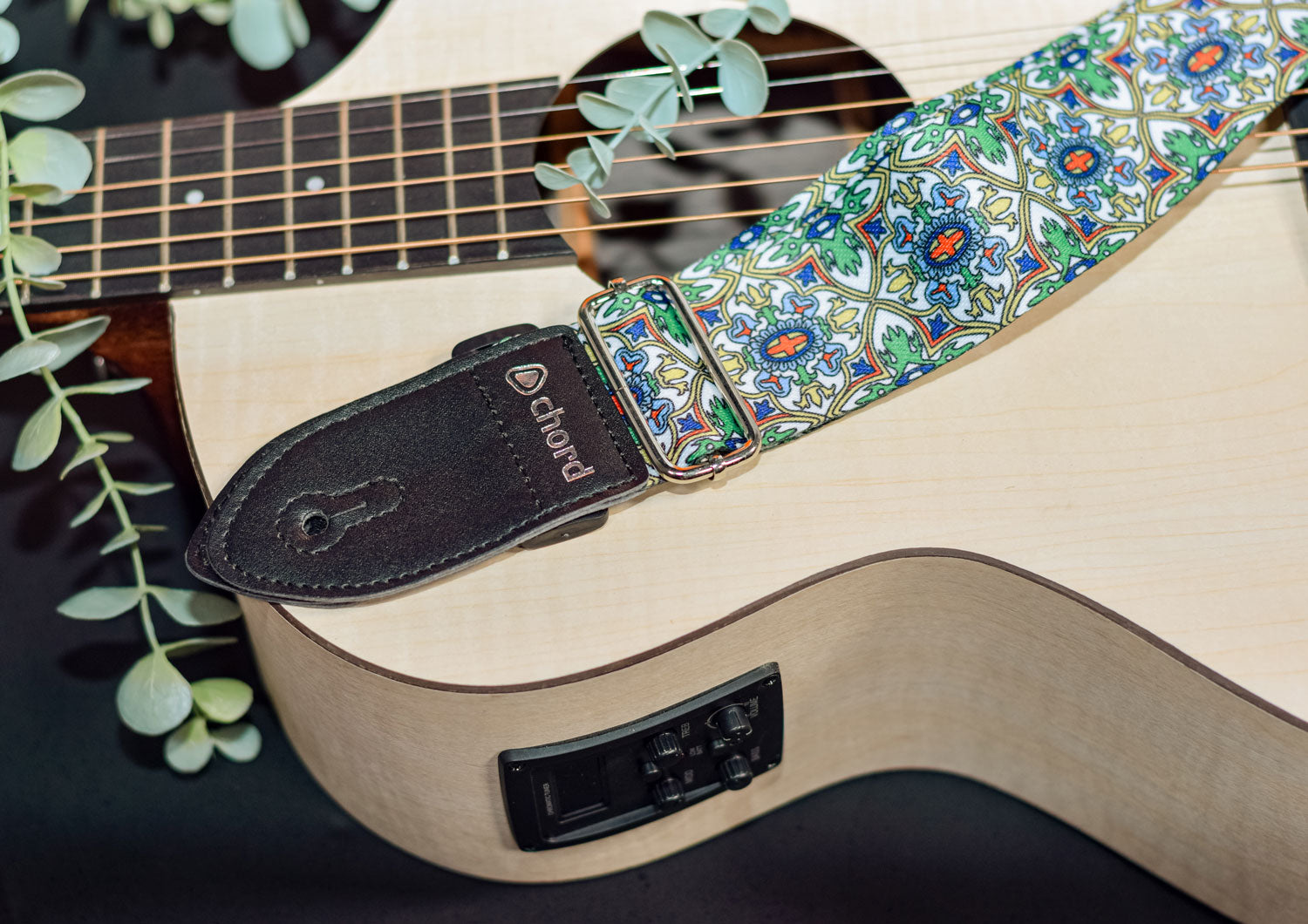 Chord Multi-colour Floral Deluxe Guitar Strap - view 3