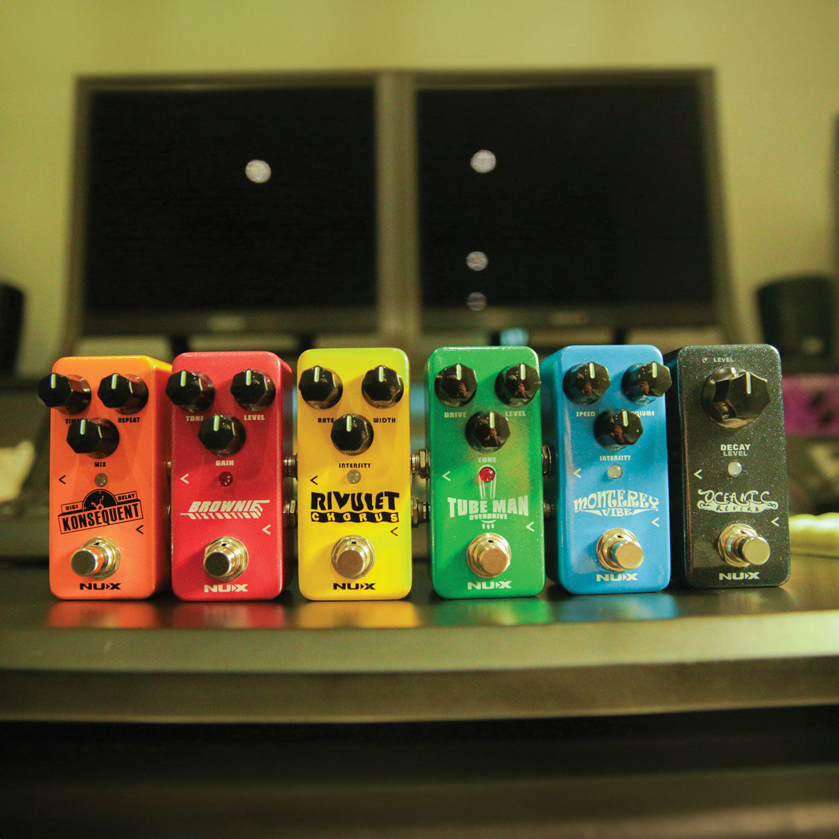 NU-X Brownie Distortion Pedal - view 9