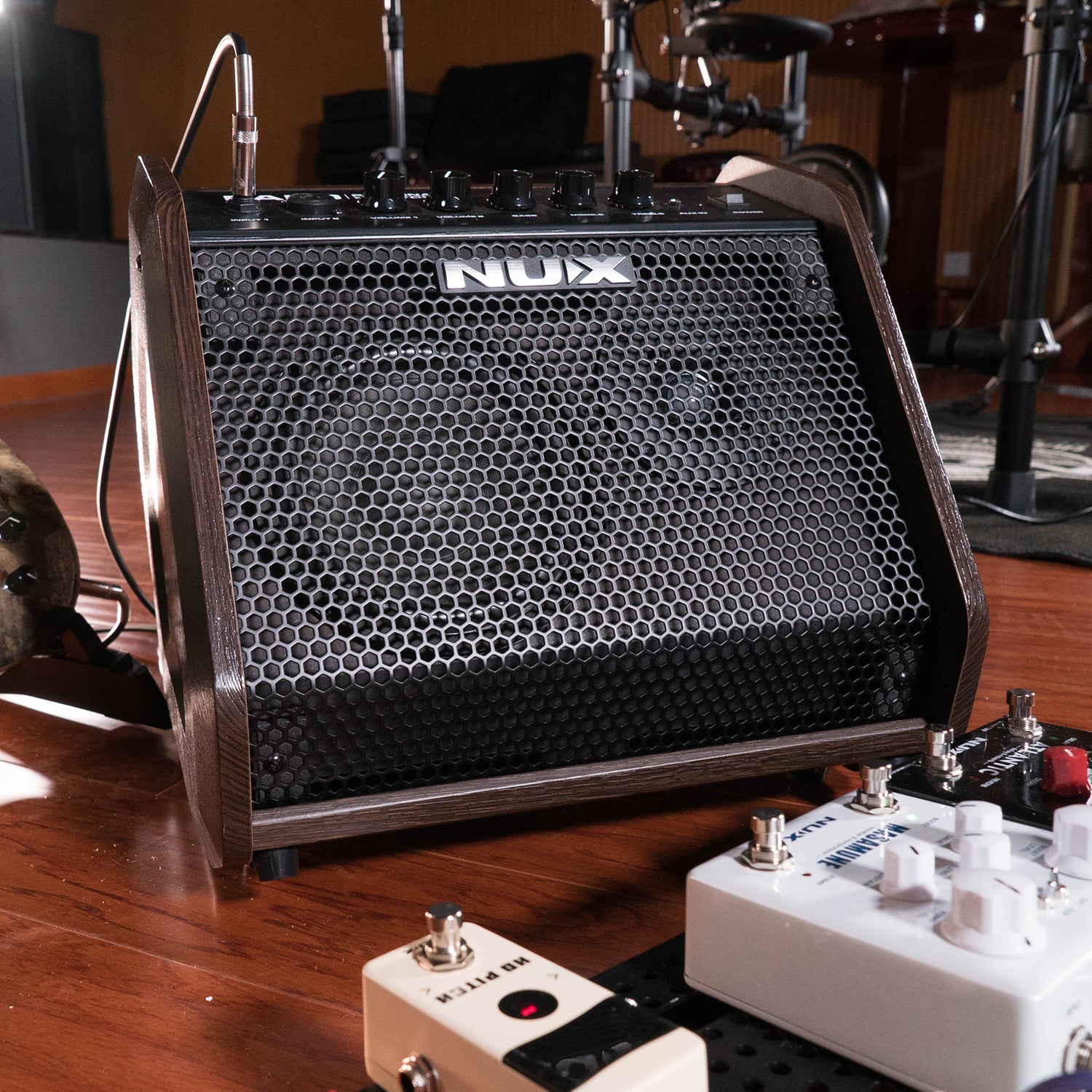 NU-X PA-50 Personal Monitor Amplifier - view 2