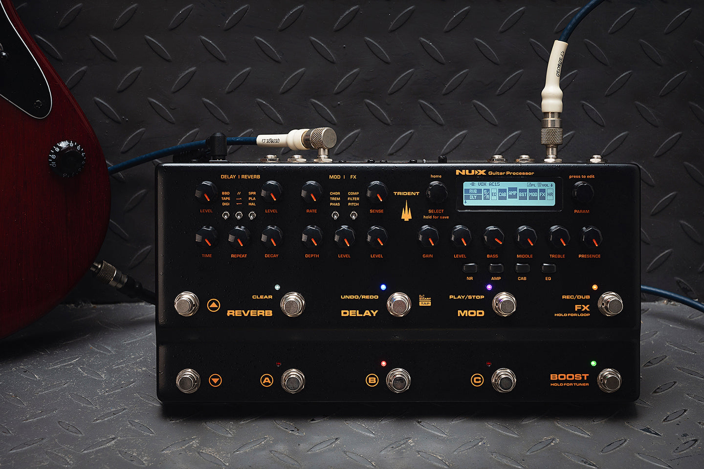 NU-X Trident Amp Simulator & Multi-FX Pedal - view 10