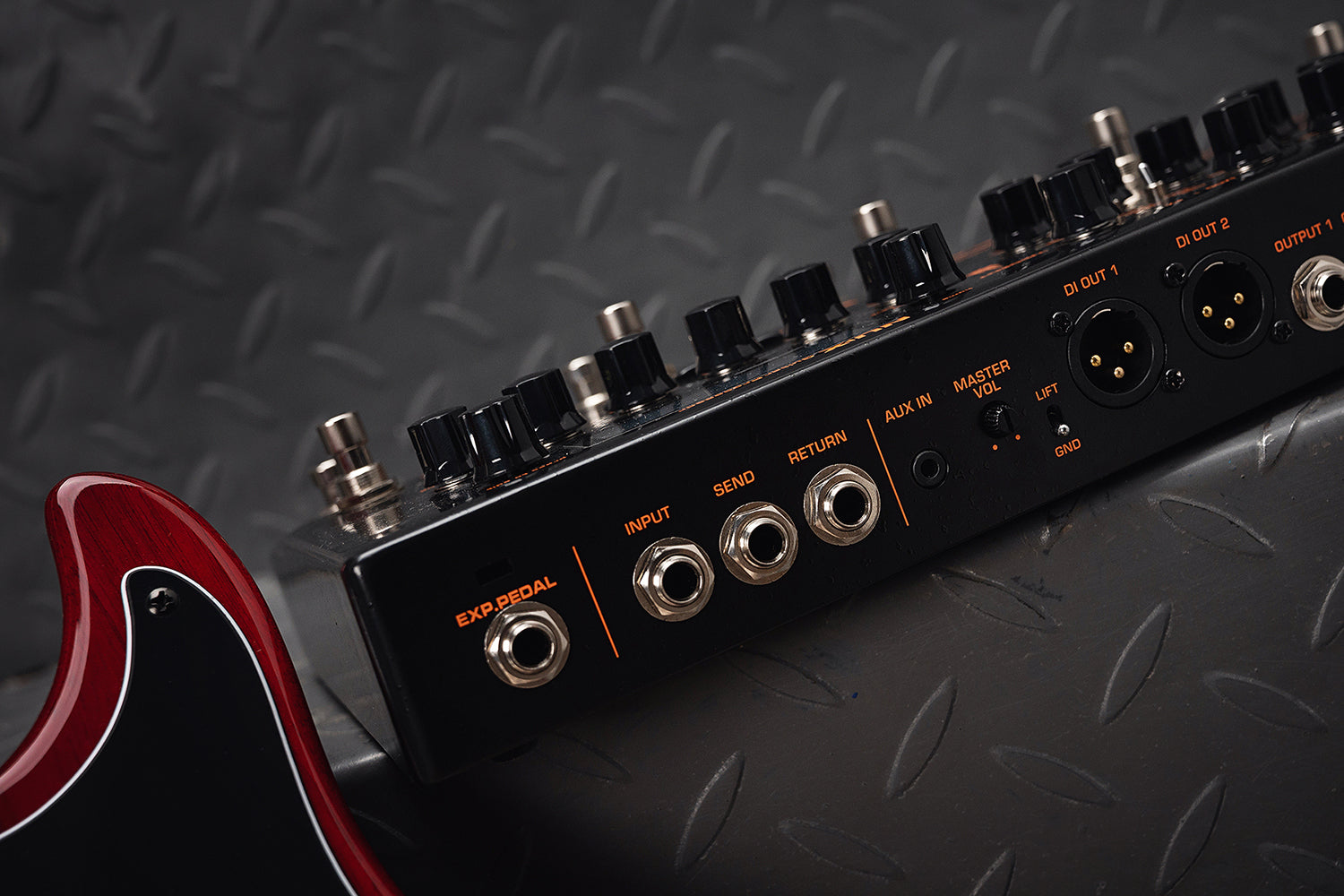NU-X Trident Amp Simulator & Multi-FX Pedal - view 7