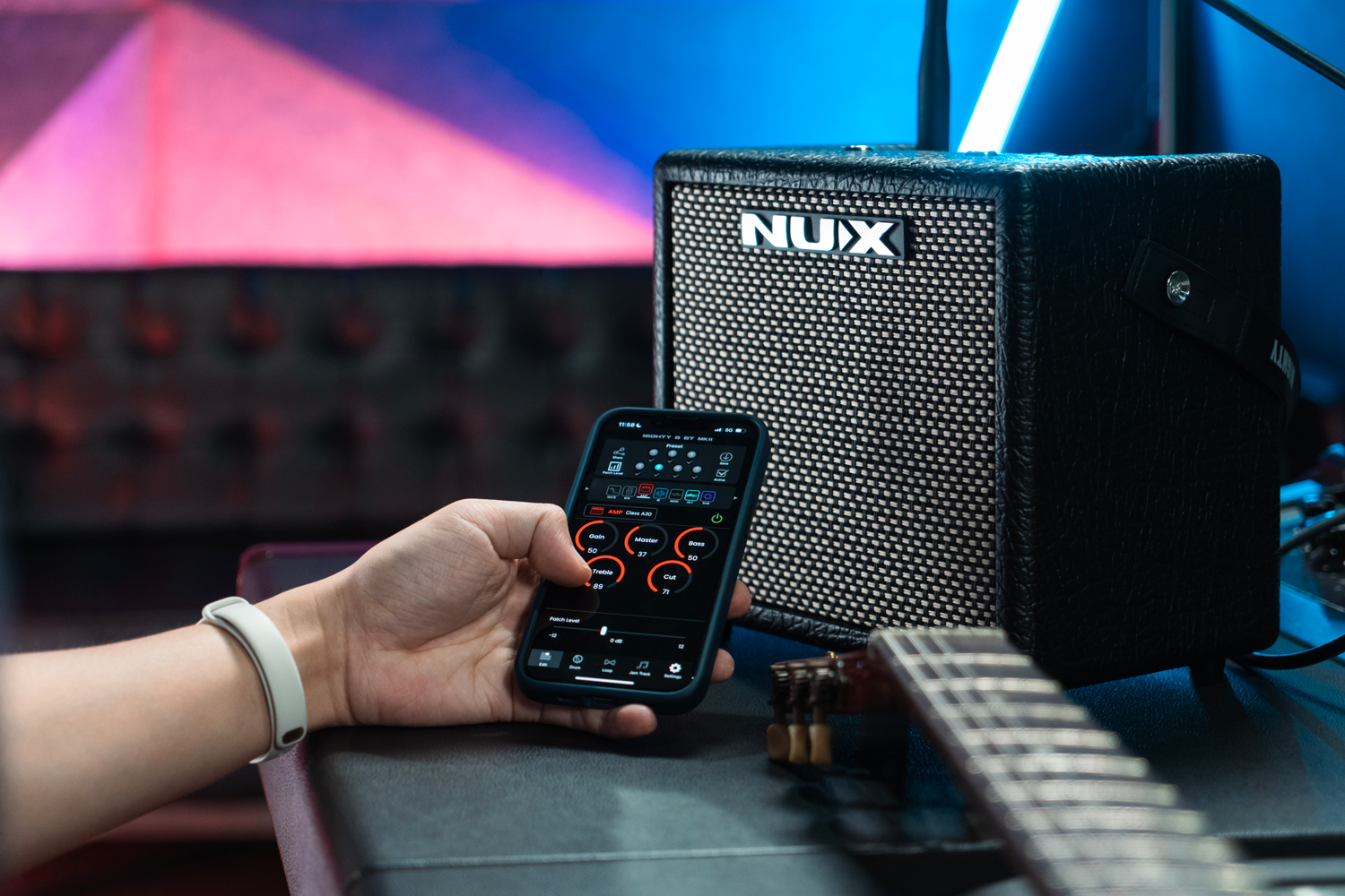 NU-X Mighty 8BT Guitar Amp - view 3