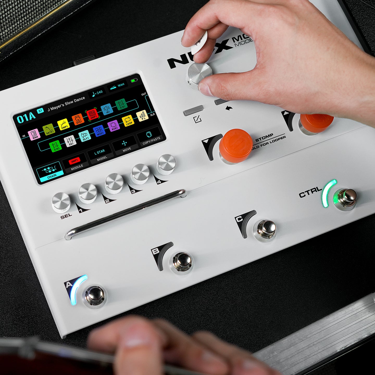NU-X MG-50li Guitar Multi-FX White - view 7