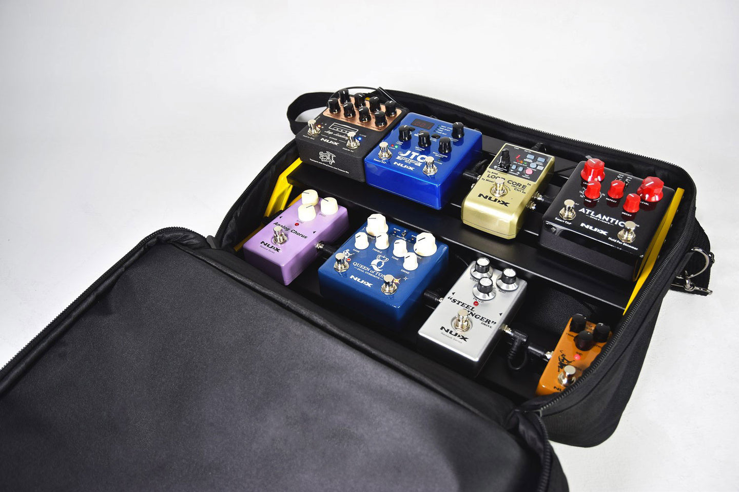 NU-X Medium Bumblebee Pedalboard + Bag + Accessories - view 4