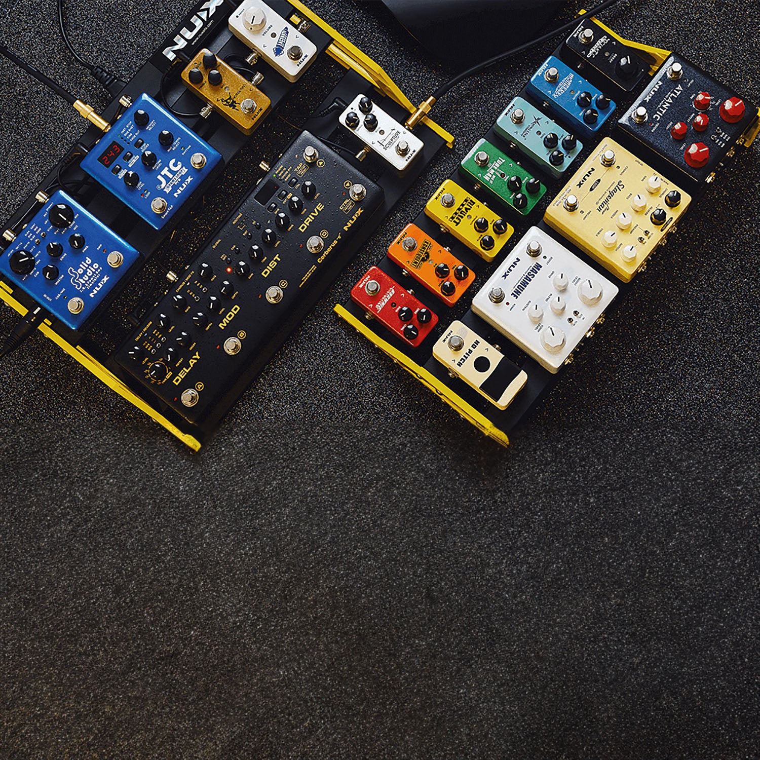 NU-X Medium Bumblebee Pedalboard + Bag + Accessories - view 2