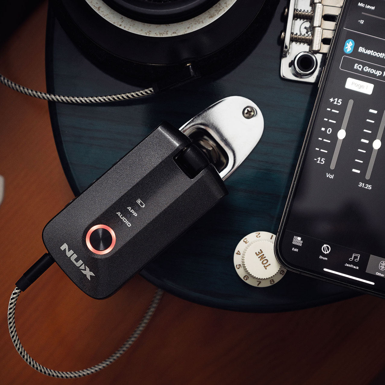 NU-X Mighty Plug Pro Headphone Amplifier - view 10