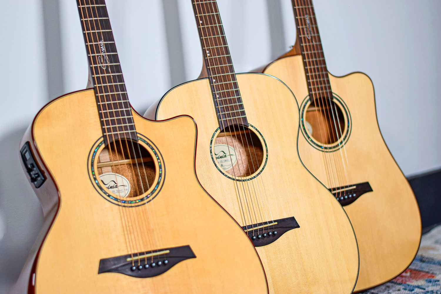 Sevinia Sevinia Solid Body Orchestra Model Electro-Acoustic Guitar - view 15