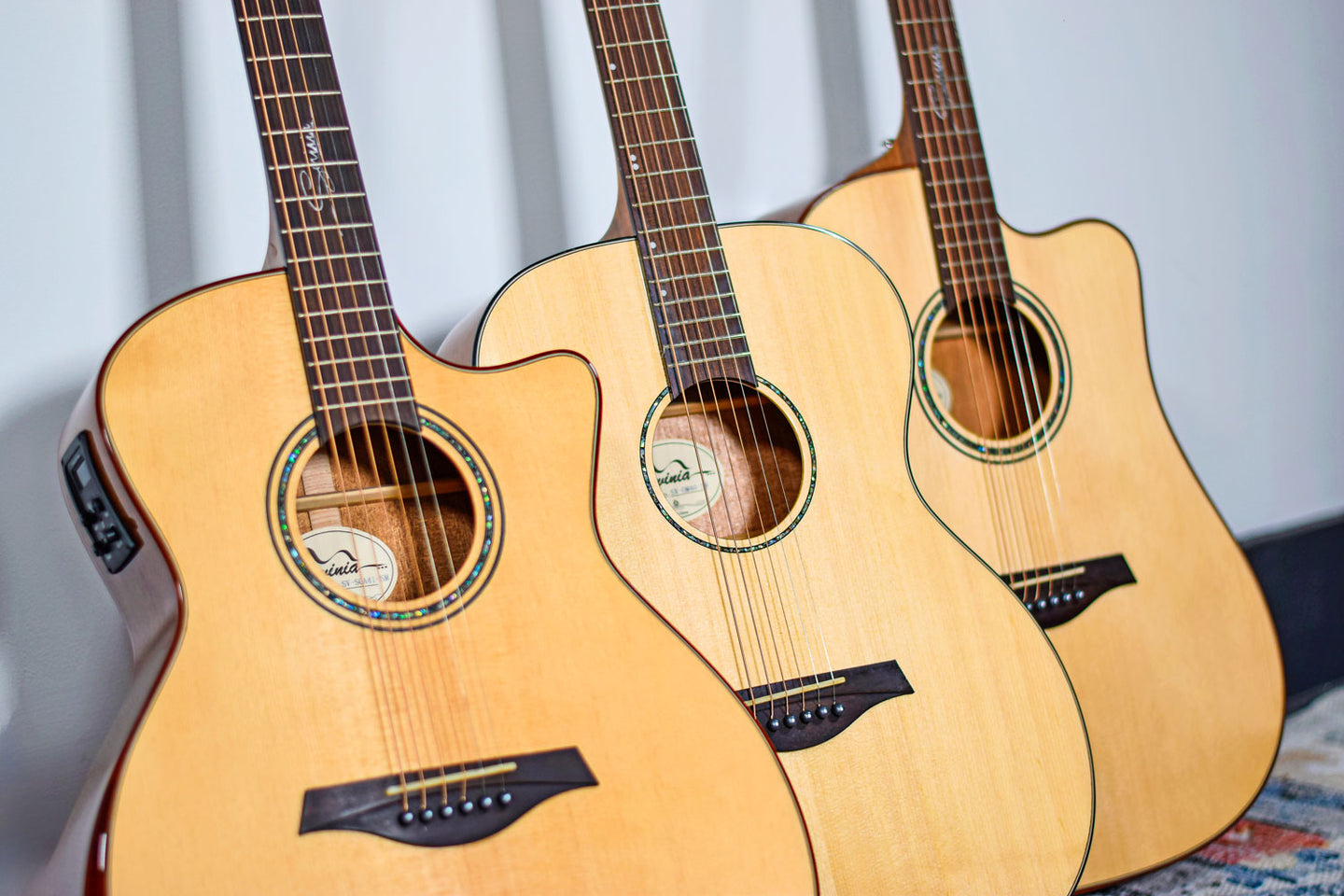 Sevinia Sevinia Solid Body Orchestra Model Electro-Acoustic Guitar - view 15