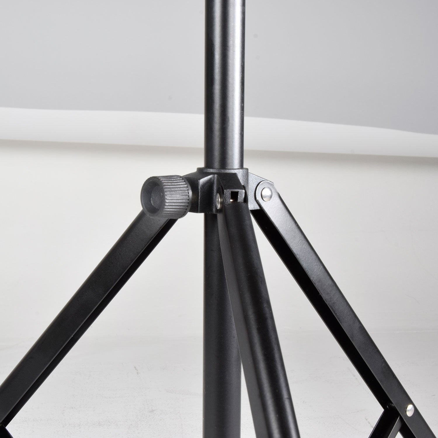 Chord Folding Sheet Music Stand +Bag - view 4