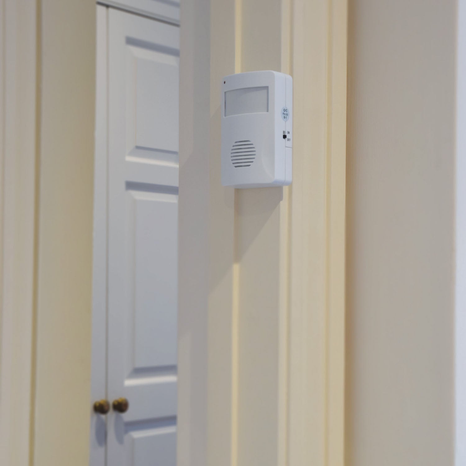 Mercury Motion Sensing Visitor Chime - view 3