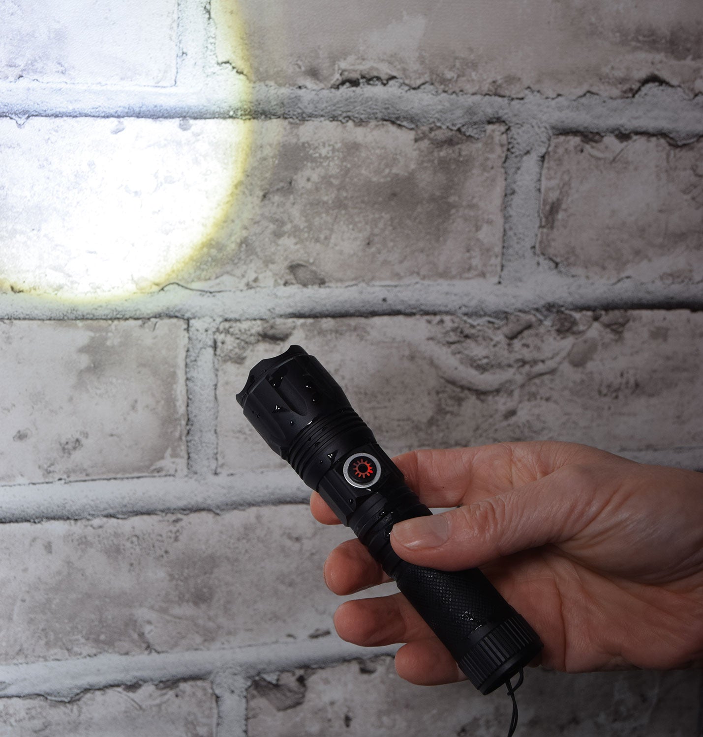 Mercury Rechargeable LED Torch - view 7