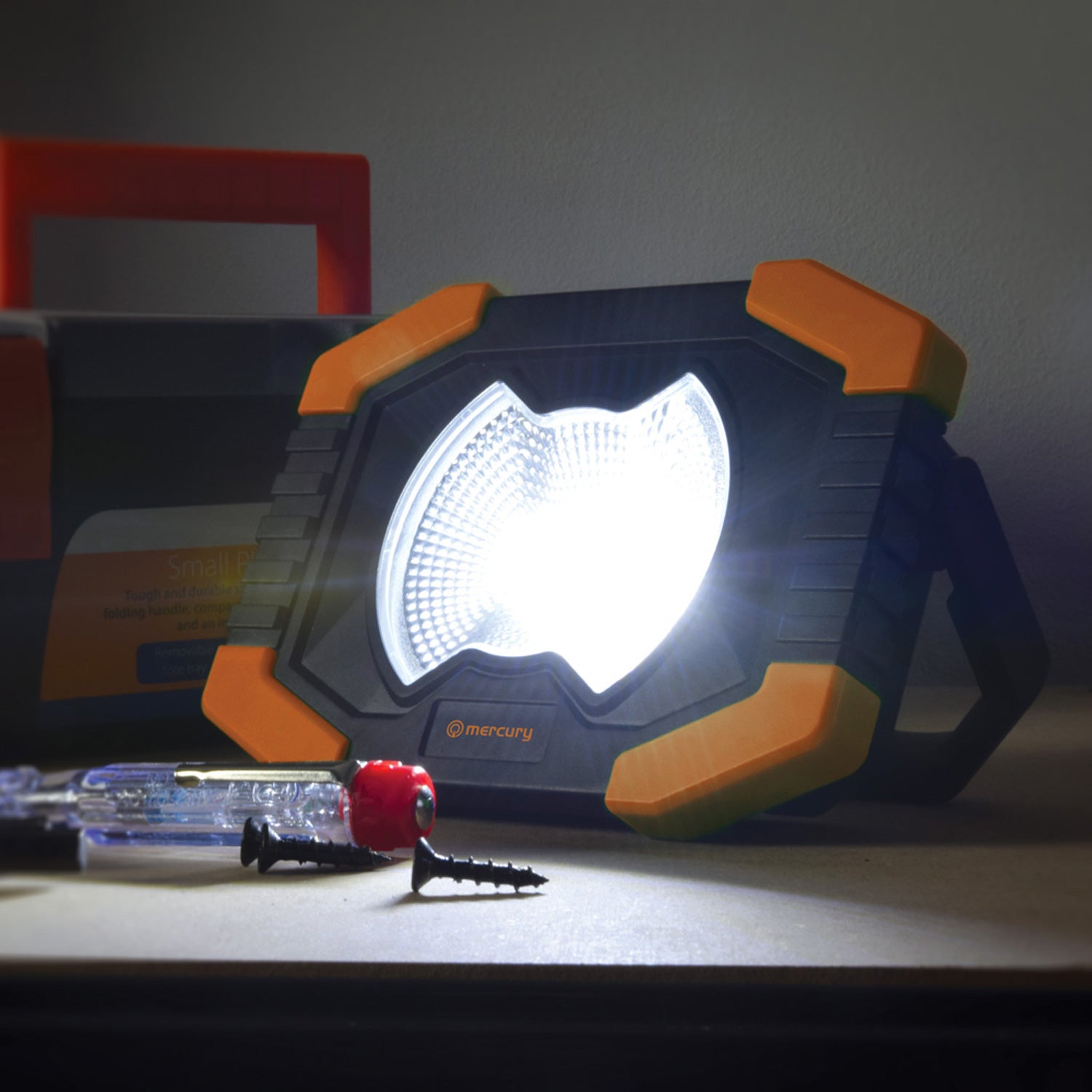 Mercury Compact work light and torch - view 9